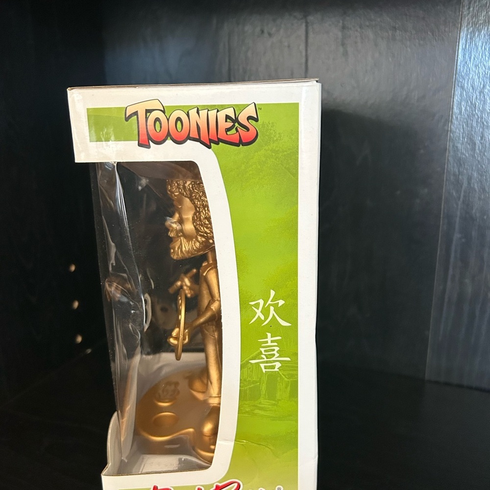 Toonies Bob Ross Vinyl Figure, San Diego Comic Con 2018 Exclusive, Gold Variant - Picture 2 of 6